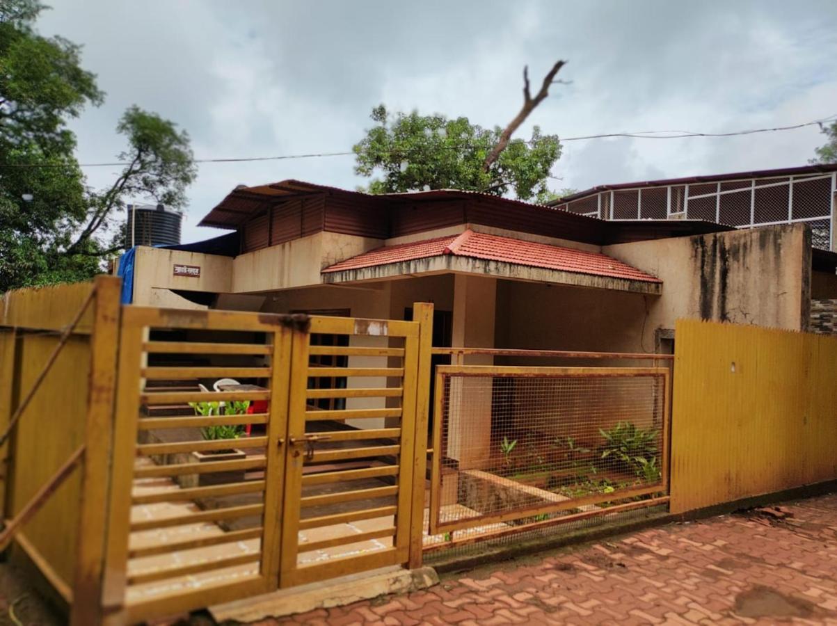 Nivritti Villa Matheran Ngoại thất bức ảnh