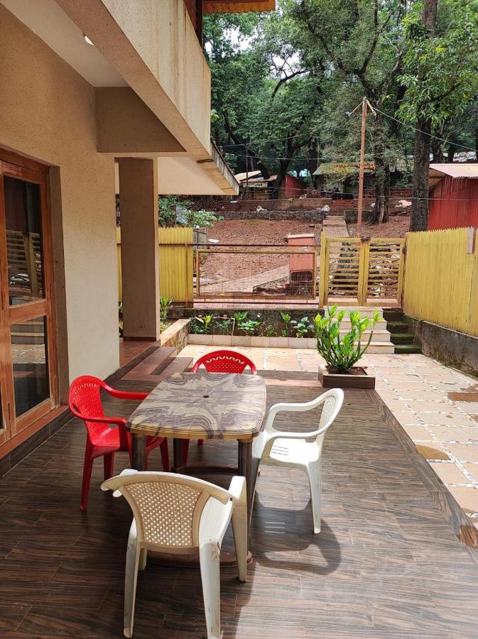 Nivritti Villa Matheran Ngoại thất bức ảnh