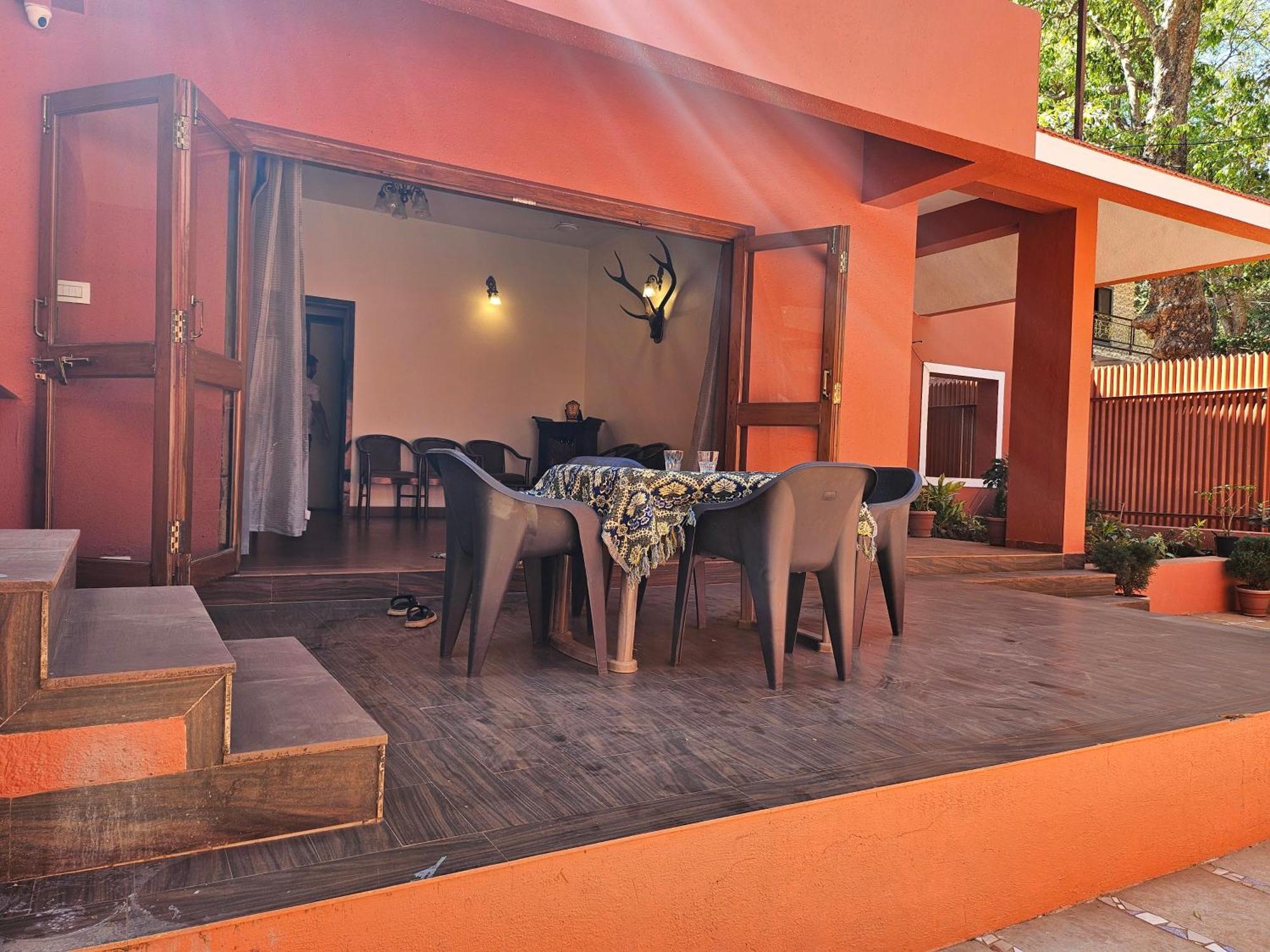 Nivritti Villa Matheran Ngoại thất bức ảnh